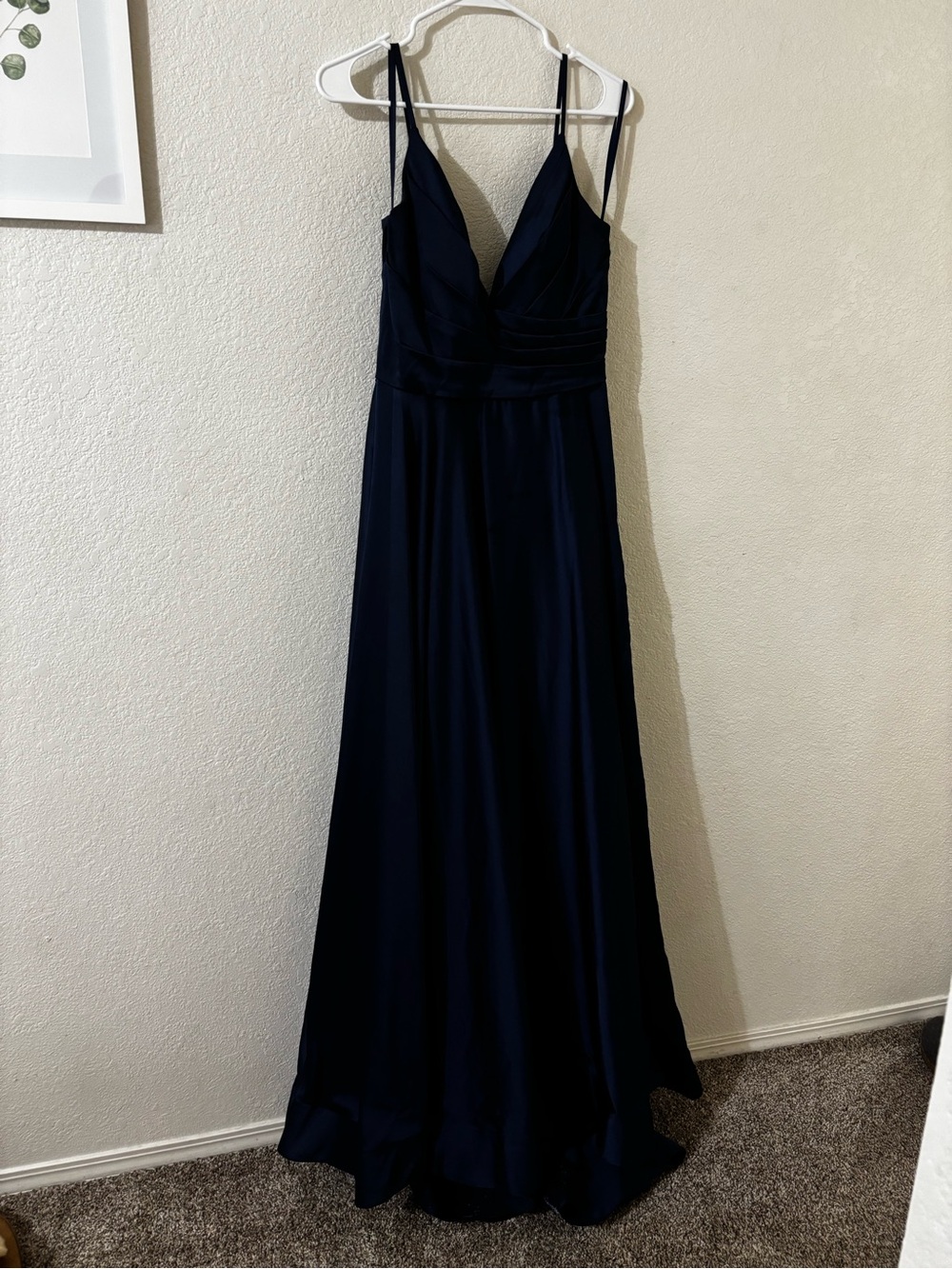 Elegant Navy Blue Spaghetti Strap Evening Gown